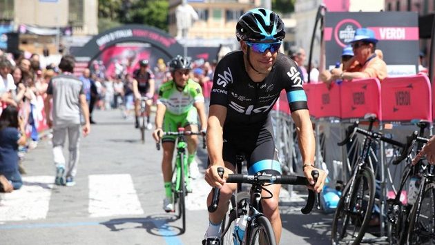 Australský cyklista Richie Porte z týmu Sky na Giru. Australský cyklista Richie Porte z týmu Sky na Giru.