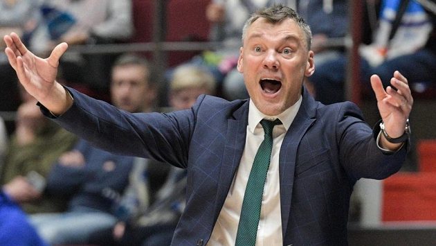 Litevská basketbalová legenda Šarunas Jasikevičius povede Barcelonu, s kterou podepsal smlouvu na tři roky. Litevská basketbalová legenda Šarunas Jasikevičius povede Barcelonu, s kterou podepsal smlouvu na tři roky.