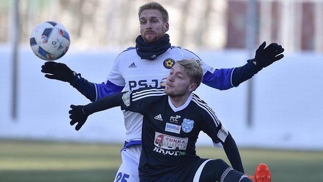 Antonín Rosa z Jihlavy (v pozadí) a Jan Javůrek ze Znojma. Antonín Rosa z Jihlavy (v pozadí) a Jan Javůrek ze Znojma.