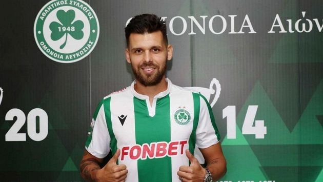 Bývalý útočník Plzně Michal Ďuriš se stal posilou Omonie Nikósie. Bývalý útočník Plzně Michal Ďuriš se stal posilou Omonie Nikósie.