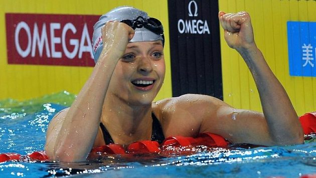 Plavkyně Simona Baumrtová prožívá fantastický rok - na světovém šampionátu v Turecku získala bronz. Plavkyně Simona Baumrtová prožívá fantastický rok - na světovém šampionátu v Turecku získala bronz.