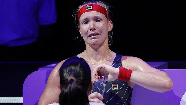 Kiki Bertensová končila Turnaj mistryň v slzách Kiki Bertensová končila Turnaj mistryň v slzách