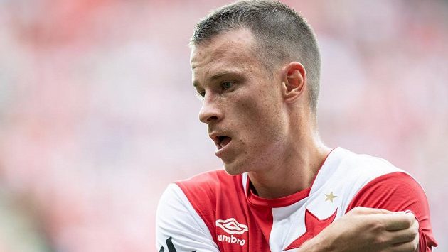 Záložník Slavie Praha Jan Sýkora svoji velkou příležitost v Bordeaux neproměnil. Záložník Slavie Praha Jan Sýkora svoji velkou příležitost v Bordeaux neproměnil.