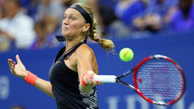Petra Kvitová zahajuje společně se Slovenkou Annou karolínou Schmiedlovou program na kurtu Arthura Ashe. Petra Kvitová zahajuje společně se Slovenkou Annou karolínou Schmiedlovou program na kurtu Arthura Ashe.