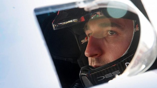 Robert Kubica s vozem Citroën DS3 RRC při Rallye Kanárské ostrovy. Robert Kubica s vozem Citroën DS3 RRC při Rallye Kanárské ostrovy.