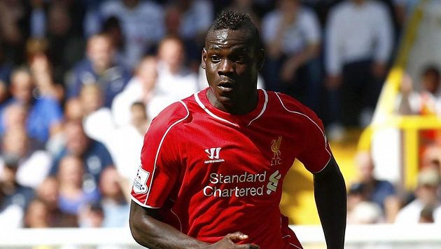Mario Balotelli v dresu Liverpoolu. Mario Balotelli v dresu Liverpoolu.