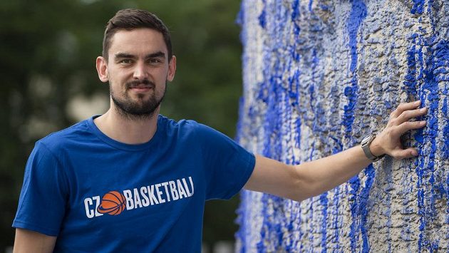Český basketbalista Tomáš Satoranský Český basketbalista Tomáš Satoranský