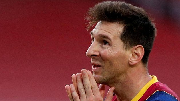 Fotbalový útočník Lionel Messi končí v Barceloně. Klub se chce obrátit na soud. Fotbalový útočník Lionel Messi končí v Barceloně. Klub se chce obrátit na soud.