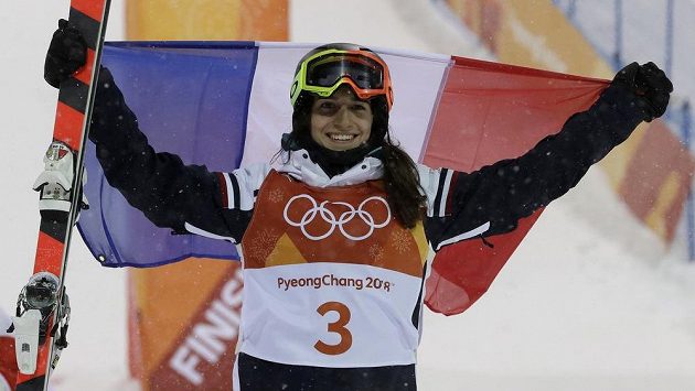 Perrine Laffontová ovládla závod boulařek. Perrine Laffontová ovládla závod boulařek.