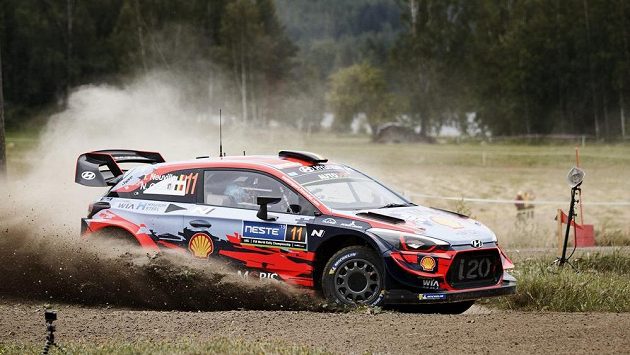 Belgičan Thierry Neuville během Finské rallye Belgičan Thierry Neuville během Finské rallye
