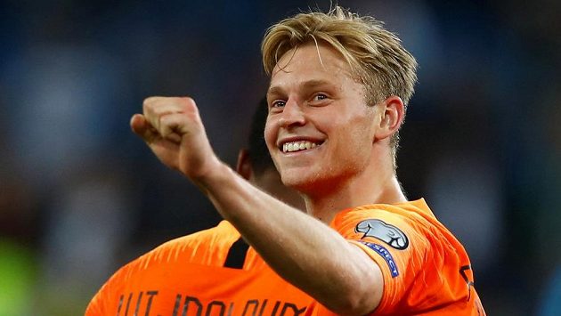 Nizozemec Frenkie de Jong se raduje z výhry nad Německem. Nizozemec Frenkie de Jong se raduje z výhry nad Německem.