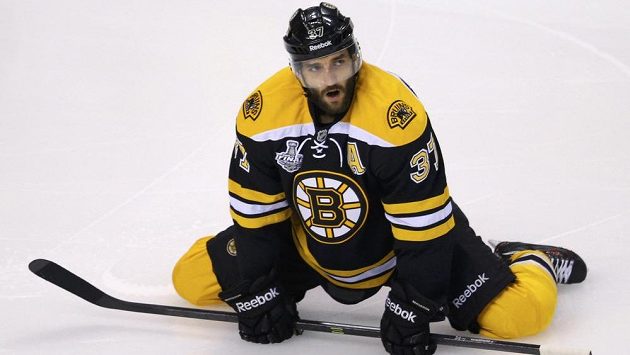 Útočník Bostonu Bruins Patrice Bergeron. Útočník Bostonu Bruins Patrice Bergeron.