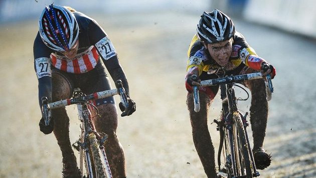 Belgičanka Sanne Cantová si zajistila triumf v Milton Keynes až na cílové čáře, kde porazila Američanku Comptonovou. Belgičanka Sanne Cantová si zajistila triumf v Milton Keynes až na cílové čáře, kde porazila Američanku Comptonovou.