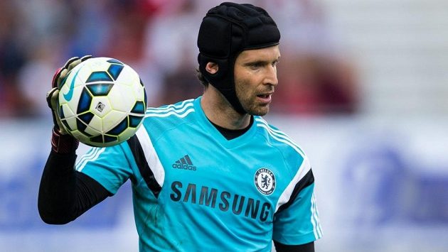 Petr Čech zřejmě bude až druhou volbou trenéra Blues Josého Mourinha. Petr Čech zřejmě bude až druhou volbou trenéra Blues Josého Mourinha.