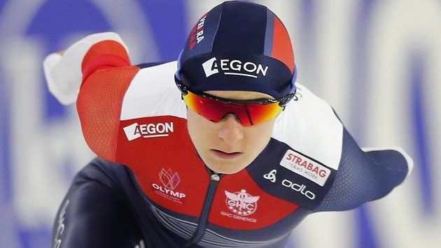 Martina Sáblíková v závodu na 3000 metrů v rámci SP v Heerenveenu. Martina Sáblíková v závodu na 3000 metrů v rámci SP v Heerenveenu.