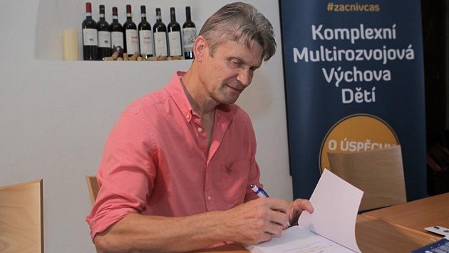 Pavel Zacha starší. Pavel Zacha starší.