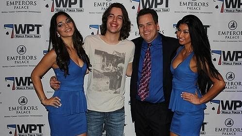 Dominik Nitsche získal v Jihoafrické republice další prestižní trofej. Po výhře na WSOP se mu podařilo vyhrát i WPT! Dominik Nitsche získal v Jihoafrické republice další prestižní trofej. Po výhře na WSOP se mu podařilo vyhrát i WPT!
