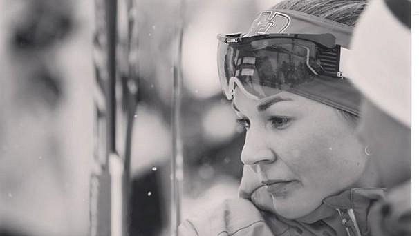 Finská lyžařka Mona-Liisa Nousiainenová po dlouhé těžké nemoci zemřela. Finská lyžařka Mona-Liisa Nousiainenová po dlouhé těžké nemoci zemřela.