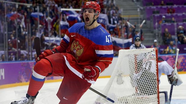 Ruský útočník Alexandr Radulov se raduje z proměněného samostatného nájezdu proti Slovensku. Ruský útočník Alexandr Radulov se raduje z proměněného samostatného nájezdu proti Slovensku.