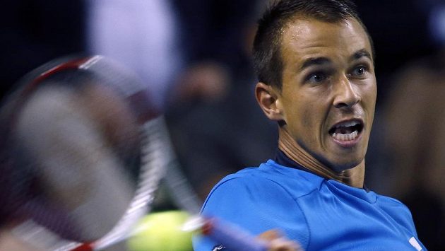 Lukáš Rosol v daviscupovém utkání v Japonsku přidal na konto českého týmu druhý bod. Lukáš Rosol v daviscupovém utkání v Japonsku přidal na konto českého týmu druhý bod.