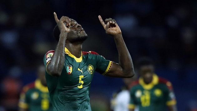 Kamerunec Michael Ngadeu-Ngadjui po gólu proti Ghaně. Kamerunec Michael Ngadeu-Ngadjui po gólu proti Ghaně.