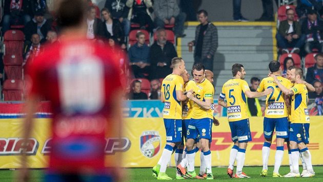 Fotbalisté Teplic na archivním snímku. Fotbalisté Teplic na archivním snímku.