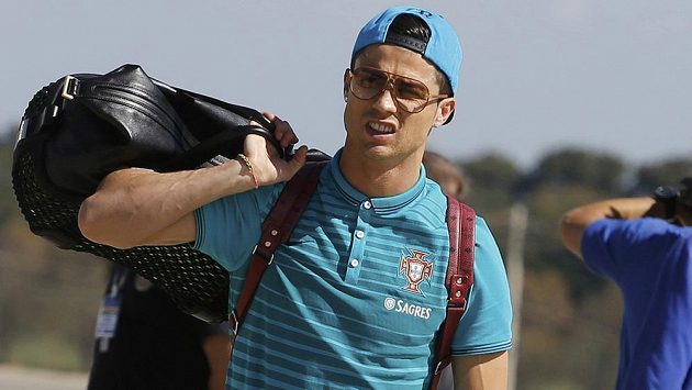 Cristiano Ronaldo. Cristiano Ronaldo.