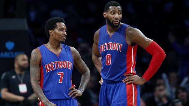 Basketbalisté Detroitu Brandon Jennings (vlevo) a Andre Drummond se stali hlavními hvězdami zápasu v Clevelandu. Basketbalisté Detroitu Brandon Jennings (vlevo) a Andre Drummond se stali hlavními hvězdami zápasu v Clevelandu.