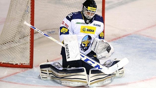 Brankář Jan Chábera bude v příští sezóně hrát v Trenčíně. Brankář Jan Chábera bude v příští sezóně hrát v Trenčíně.