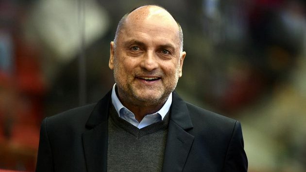 Nový trenér hokejistů Hradce Králové Vladimír Kýhos. Nový trenér hokejistů Hradce Králové Vladimír Kýhos.