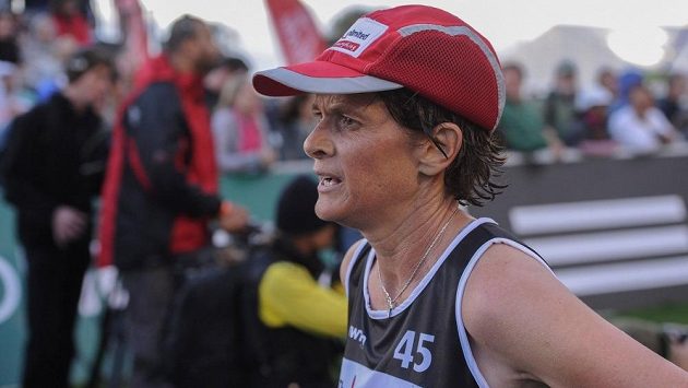 Její osud je tvrdý. A ona je tvrdá žena. Zola Buddová. Její osud je tvrdý. A ona je tvrdá žena. Zola Buddová.
