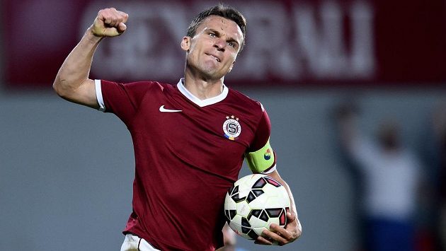 Radost útočníka pražské Sparty Davida Lafaty z třetího gólu do sítě Malmö. Radost útočníka pražské Sparty Davida Lafaty z třetího gólu do sítě Malmö.