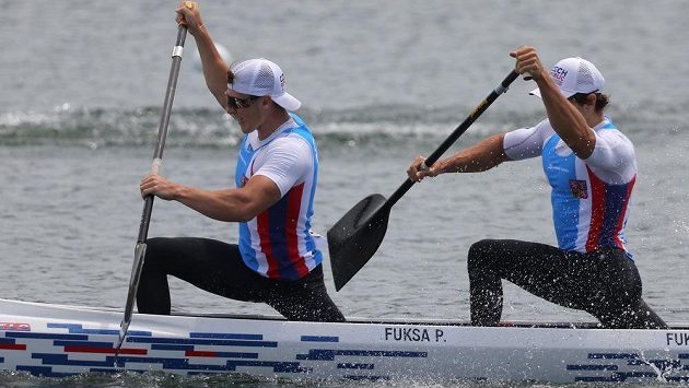 Petr Fuksa a Martin Fuksa na olympijské trati v Tokiu. Petr Fuksa a Martin Fuksa na olympijské trati v Tokiu.
