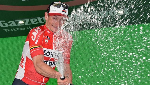 Němec André Greipel se raduje z etapového vítězství na letošním Giru. Němec André Greipel se raduje z etapového vítězství na letošním Giru.