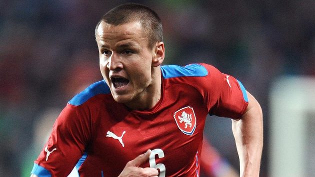 Adam Hloušek se vrací do reprezentace. Adam Hloušek se vrací do reprezentace.