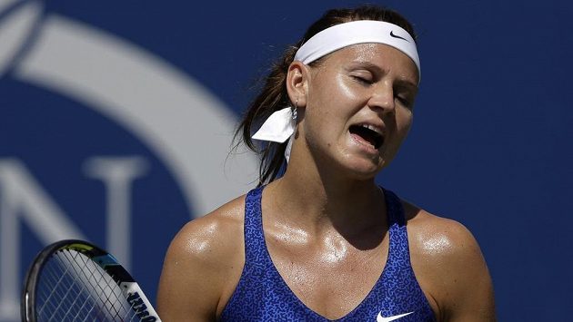 Česká tenistka Lucie Šafářová porazila v prvním kole US Open Maďarku Timeu Babosovou. Česká tenistka Lucie Šafářová porazila v prvním kole US Open Maďarku Timeu Babosovou.