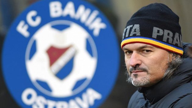 Bývalý fotbalový brankář Pavel Srníček (na snímku z 28. února 2015). Bývalý fotbalový brankář Pavel Srníček (na snímku z 28. února 2015).
