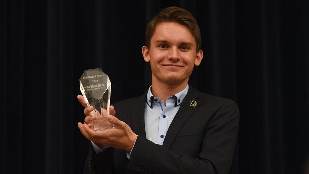 Martin Vlach byl v Praze vyhlášen nejlepším českým moderním pětibojařem roku. Martin Vlach byl v Praze vyhlášen nejlepším českým moderním pětibojařem roku.