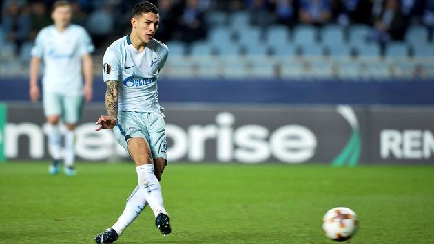 Paris St. Germain získal argentinského fotbalistu Leandra Paredese ze Zenitu Petrohrad. Paris St. Germain získal argentinského fotbalistu Leandra Paredese ze Zenitu Petrohrad.