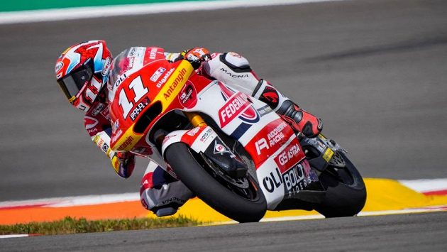 Novou šéfkou týmu Gresini v motocyklovém mistrovství světa se stala vdova po zesnulém zakladateli a bývalé hvězdě silničních závodů Nadia Padovaniová. Novou šéfkou týmu Gresini v motocyklovém mistrovství světa se stala vdova po zesnulém zakladateli a bývalé hvězdě silničních závodů Nadia Padovaniová.