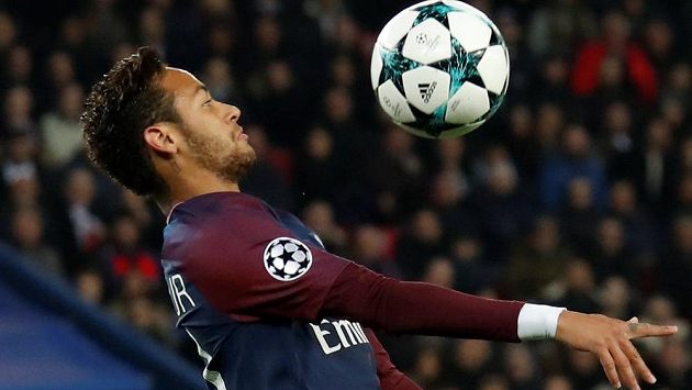Brazilec Neymar prý už není v Paříži šťastný. Média začínají spekulovat, že se bude z PSG už během zimy stěhovat. Vrátí se do Barcelony? Brazilec Neymar prý už není v Paříži šťastný. Média začínají spekulovat, že se bude z PSG už během zimy stěhovat. Vrátí se do Barcelony?