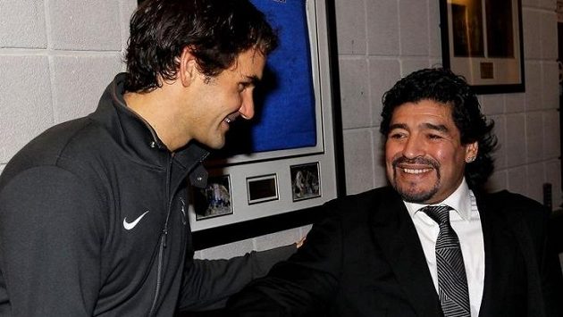 Roger Federer a Diego Maradona byli přáteli Roger Federer a Diego Maradona byli přáteli