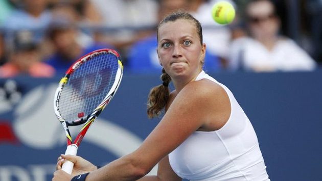 Petra Kvitová v 1. kole US Open vyřadila Slovinku Hercogovou, o postup do 3. kola bude bojovat s Francouzkou Cornetovou. Petra Kvitová v 1. kole US Open vyřadila Slovinku Hercogovou, o postup do 3. kola bude bojovat s Francouzkou Cornetovou.