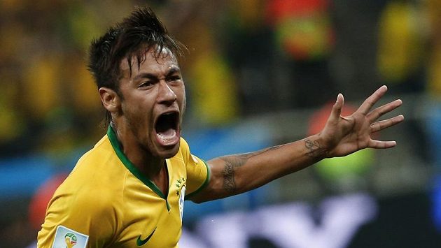 Brazilec Neymar oslavuje gól proti Chorvatsku. Brazilec Neymar oslavuje gól proti Chorvatsku.