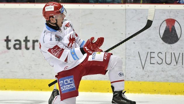 Jiří Polanský patří k oporám třineckých hokejistů Jiří Polanský patří k oporám třineckých hokejistů