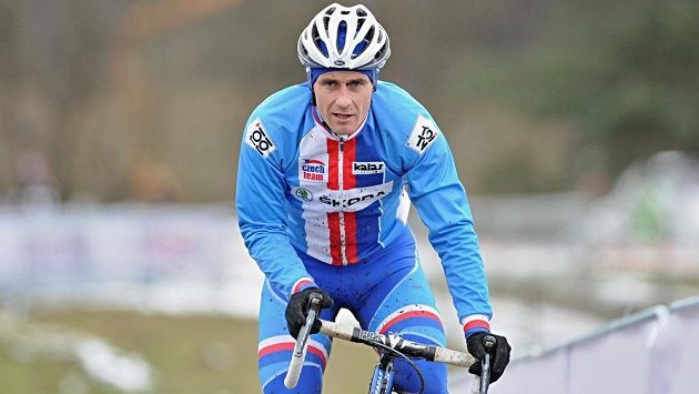 Český cyklokrosař Martin Bína byl v Táboře diskvalifikovaný. Český cyklokrosař Martin Bína byl v Táboře diskvalifikovaný.