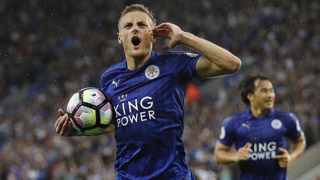 Nového spoluhráče se dočká i kanonýr Leicesteru Jamie Vardy. Nového spoluhráče se dočká i kanonýr Leicesteru Jamie Vardy.