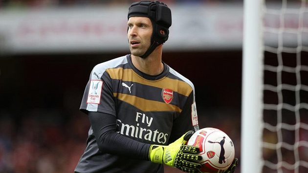 Brankář Petr Čech je jeden z top přestupů Arsenalu poslední let, myslí Flamini. Brankář Petr Čech je jeden z top přestupů Arsenalu poslední let, myslí Flamini.