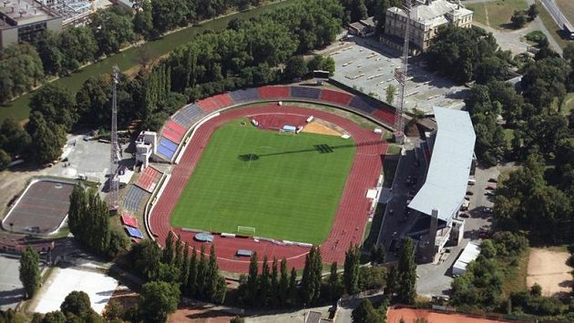 Fotbalový stadión ve Štruncových sadech. Fotbalový stadión ve Štruncových sadech.