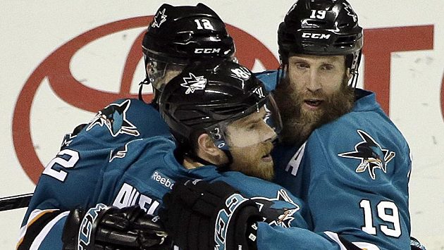 Hokejisté San Jose konečně našli recept na Pittsburgh. Hokejisté San Jose konečně našli recept na Pittsburgh.